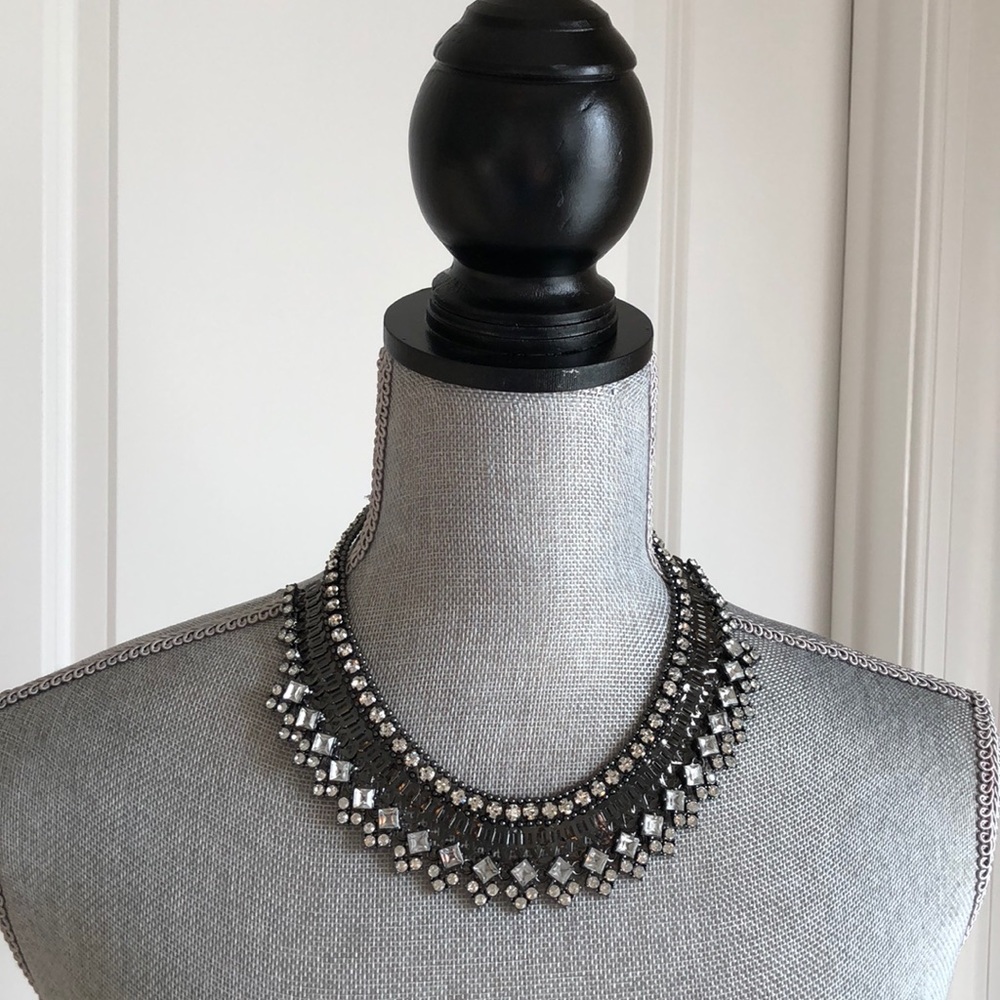 Glamorous Stella & Dot necklace